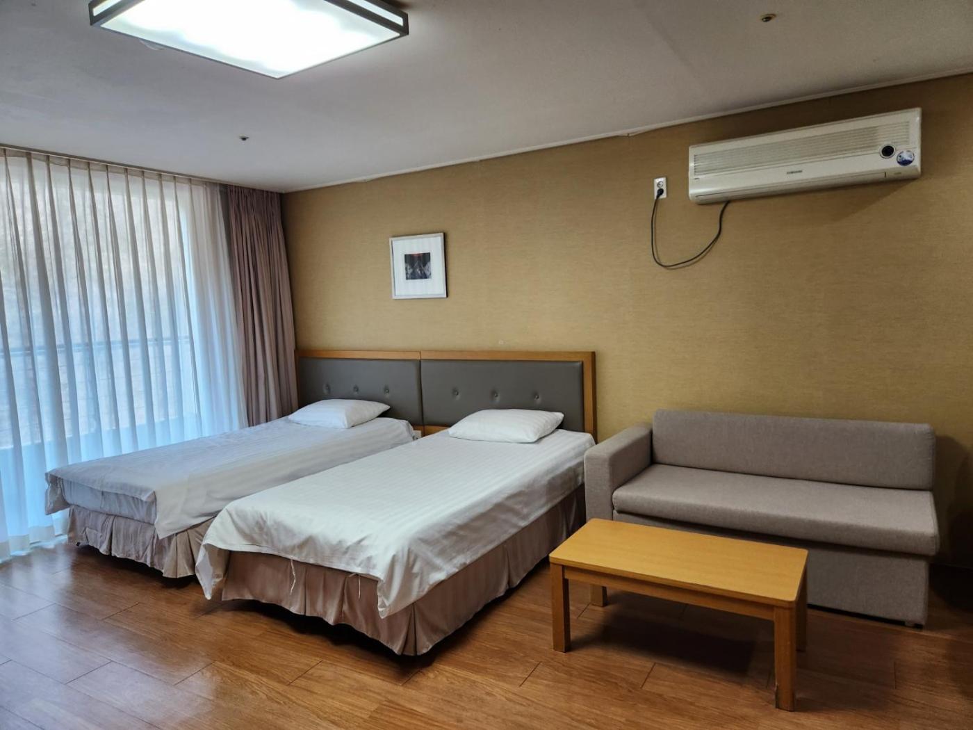 Jeongseon Mayhills Resort מראה חיצוני תמונה