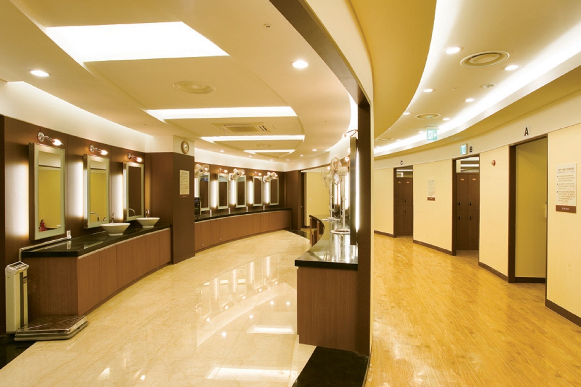 Jeongseon Mayhills Resort מראה חיצוני תמונה