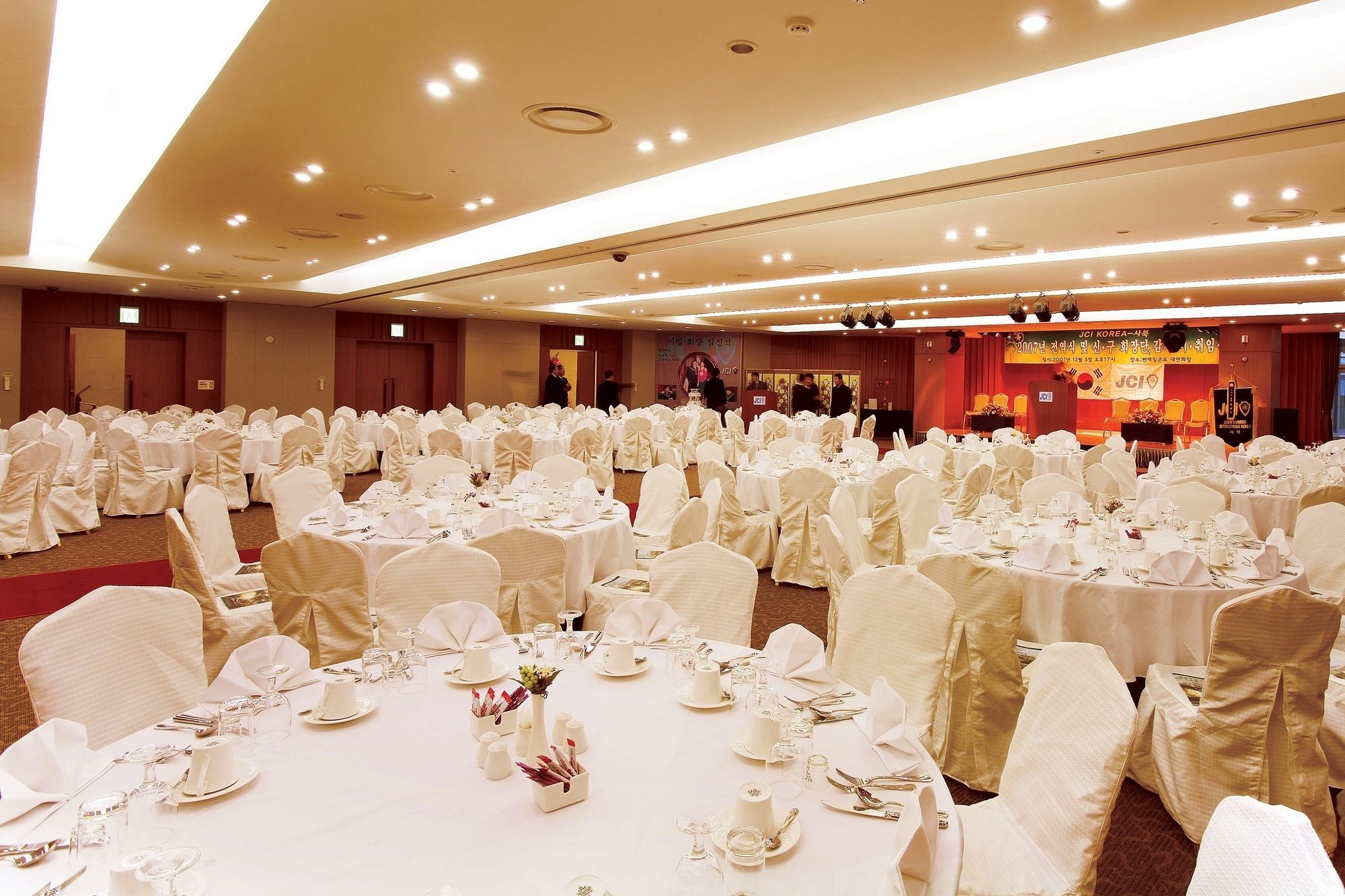 Jeongseon Mayhills Resort מראה חיצוני תמונה