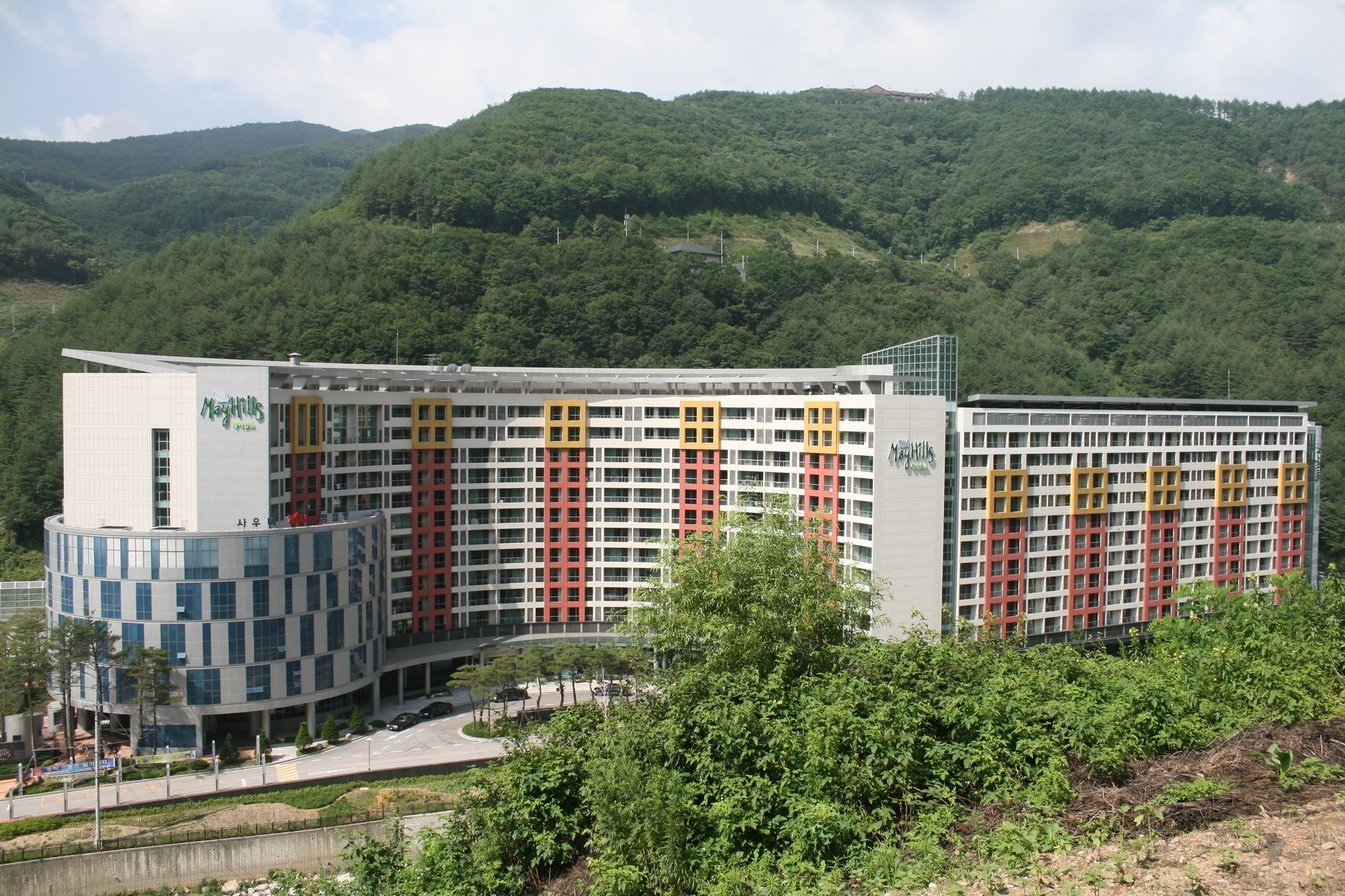Jeongseon Mayhills Resort מראה חיצוני תמונה